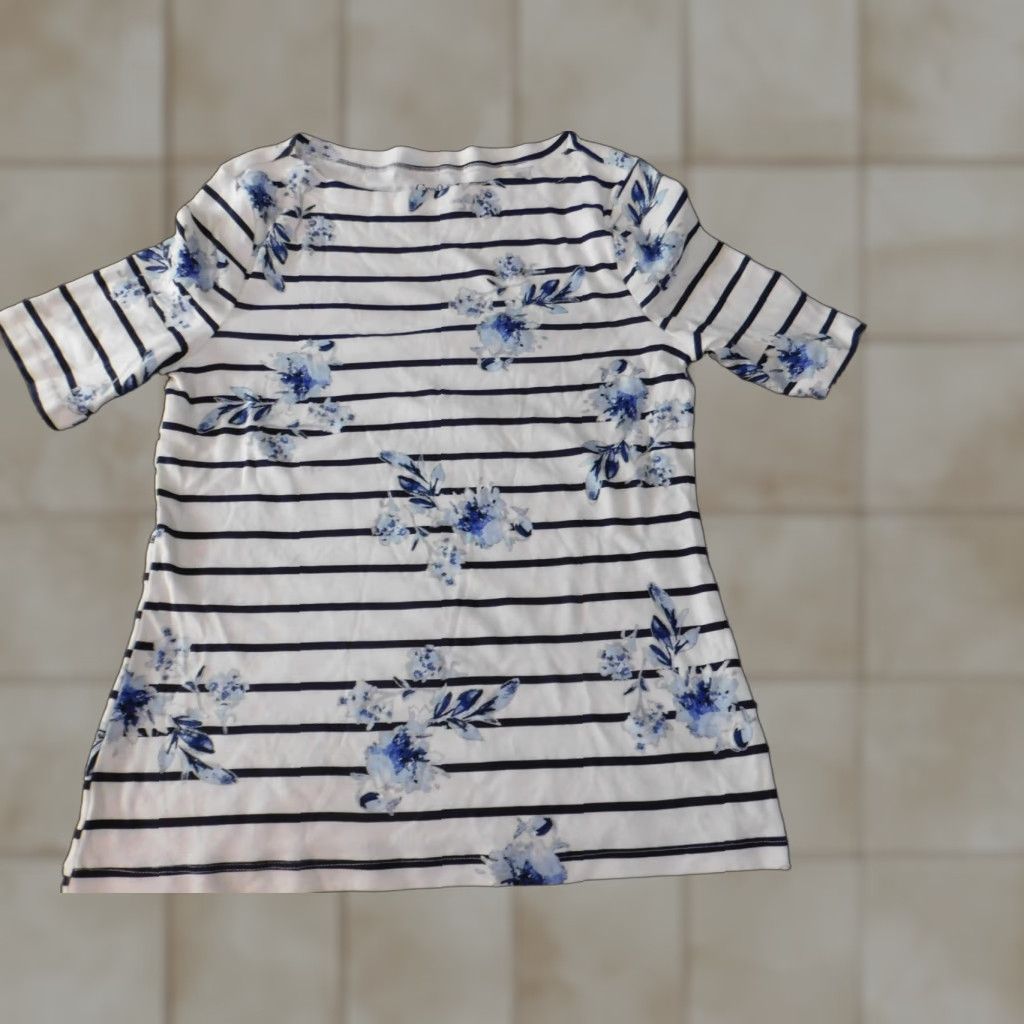 Croft & Barrow Croft & Barrow Womens Blouse PS Petites blue floral striped shirt Size S / US 4 / IT 40 - 1 Thumbnail