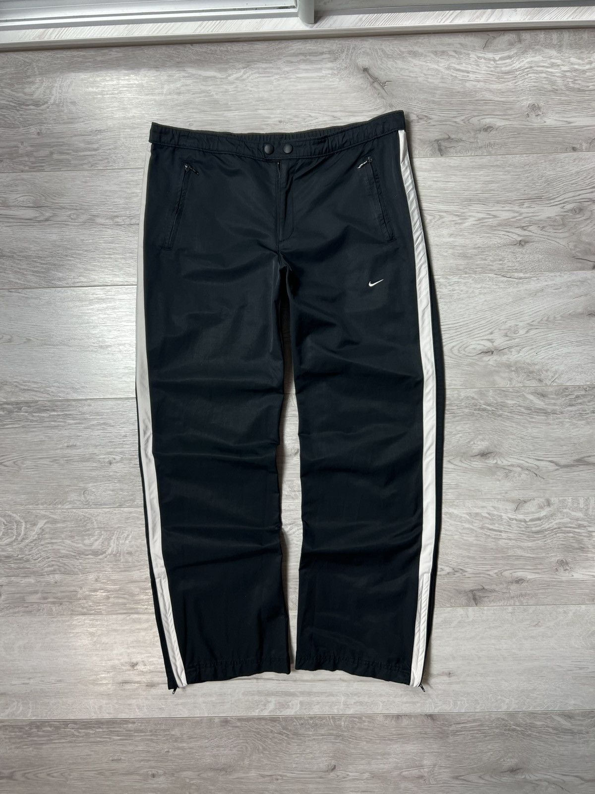 Nike Vintage Nike Athletic Nylon Track Pants Women’s Sweatpants Size 26" / US 2 / IT 38 - 4 Thumbnail