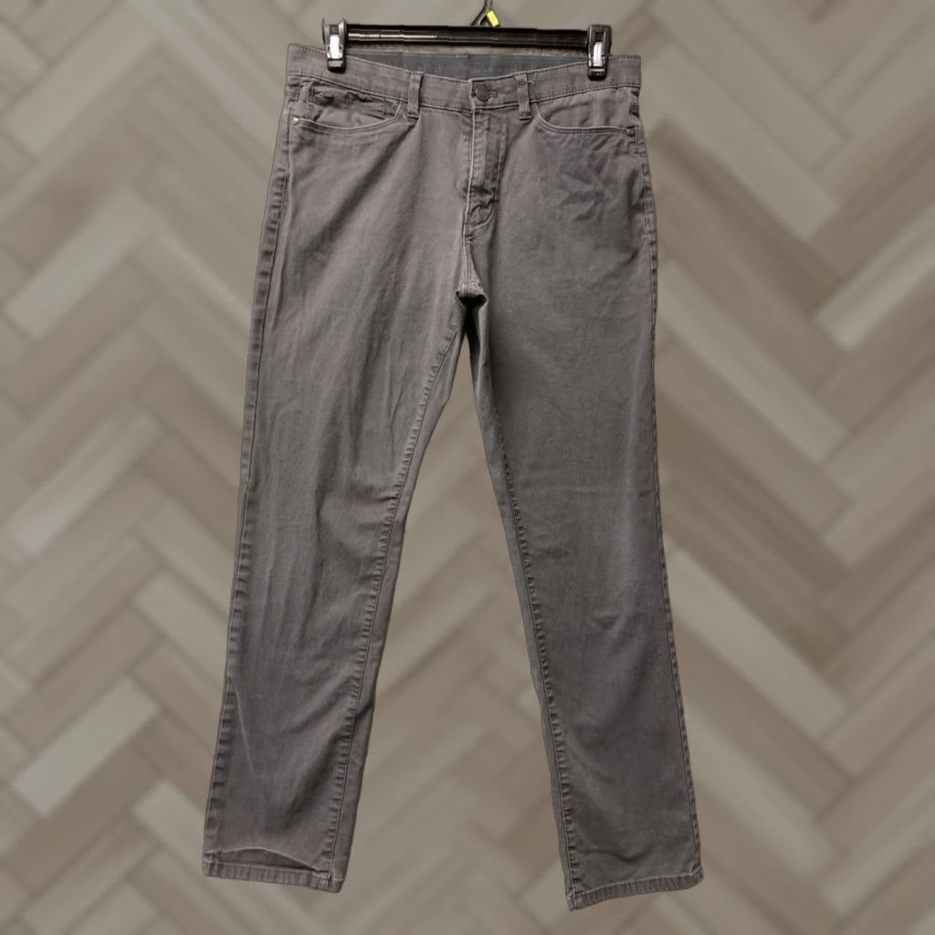 English Laundry **English Laundry Men's Gray Straight Leg Jeans 33x32** User: English Laundry Men's Gray Straight Leg Jeans Size 33x32 Size US 33 - 1 Thumbnail