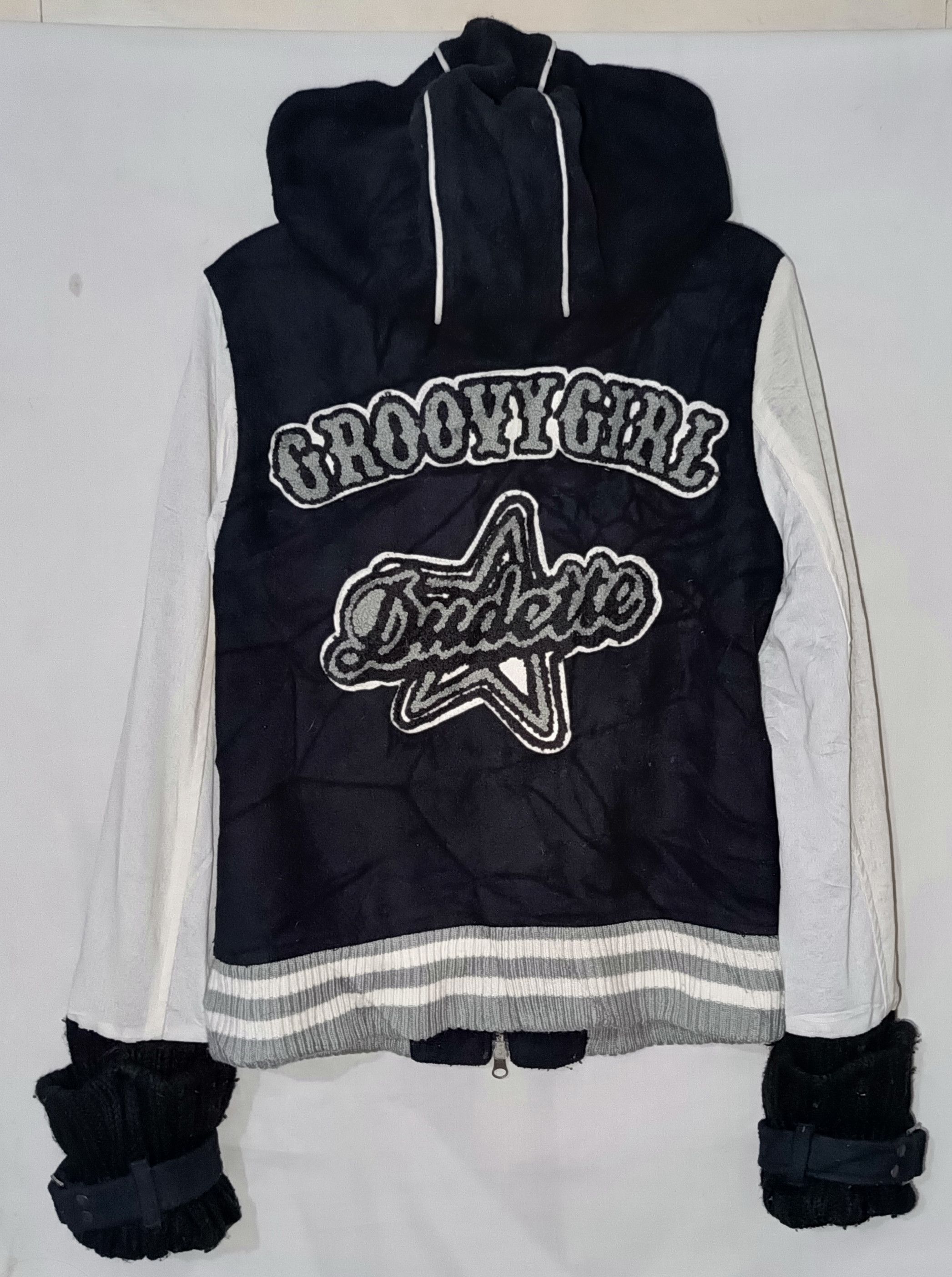 Beauty Beast 🇯🇵Y2K Shake Shake Hoodie Varsity Jacket Size S / US 4 / IT 40 - 2 Thumbnail