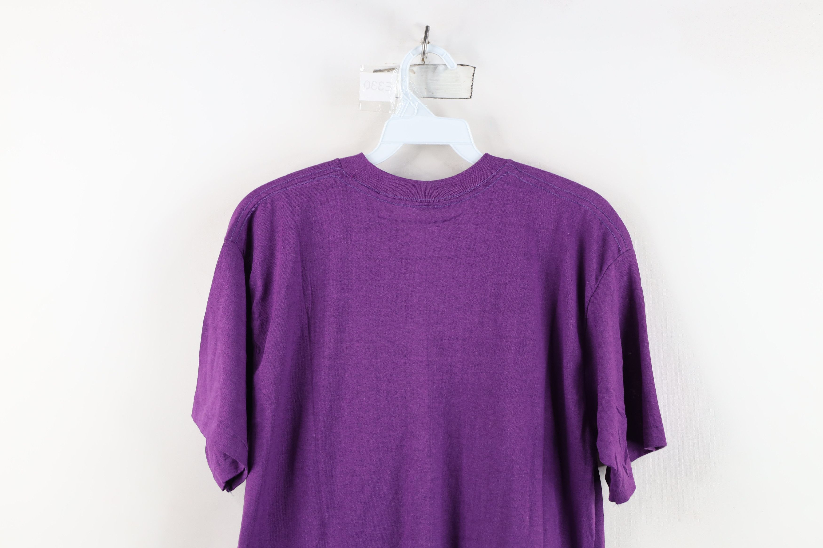 Vintage Vintage 70s Streetwear Faded Blank Pocket T-Shirt Purple USA Size US L / EU 52-54 / 3 - 12 Thumbnail