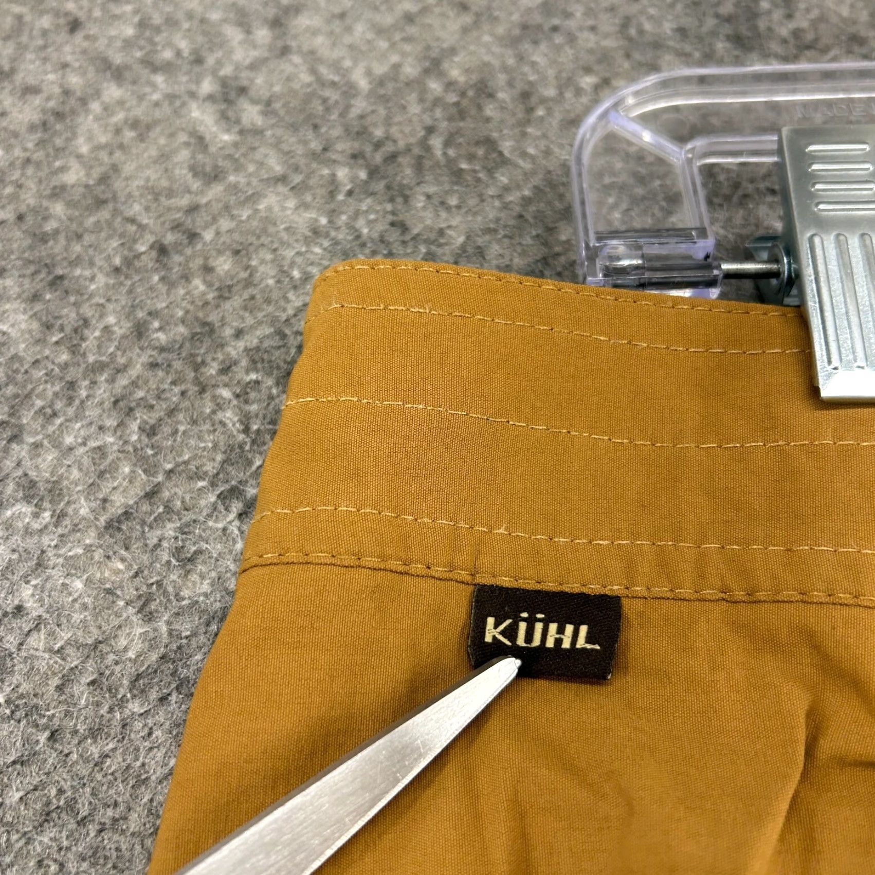 Vintage Kuhl Pants Mens 36x32 Cargo Nylon Stretch Lightweight Brown Tan 5-Pocket Straight Regular Vintage: No Size US 36 / EU 52 - 2 Thumbnail