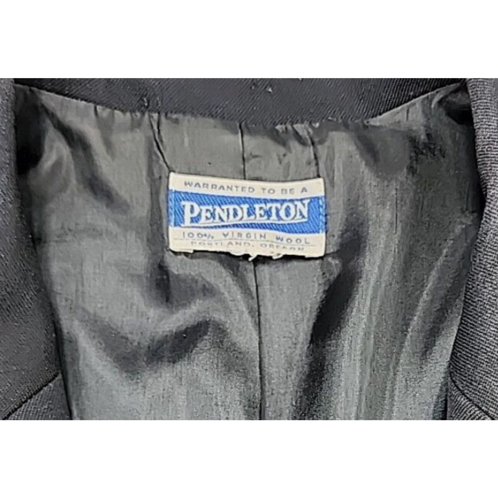 Pendleton VINTAGE Pendleton Blazer Womens 44 Black One-Button 100% Wool USA Made Size M / US 6-8 / IT 42-44 - 5 Thumbnail