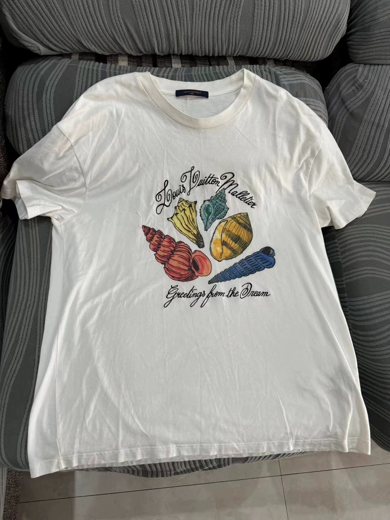 Louis Vuitton LV x Pharrell Williams Short Sleeve Tee Worn Once Size US XXL / EU 58 / 5 - 1 Thumbnail