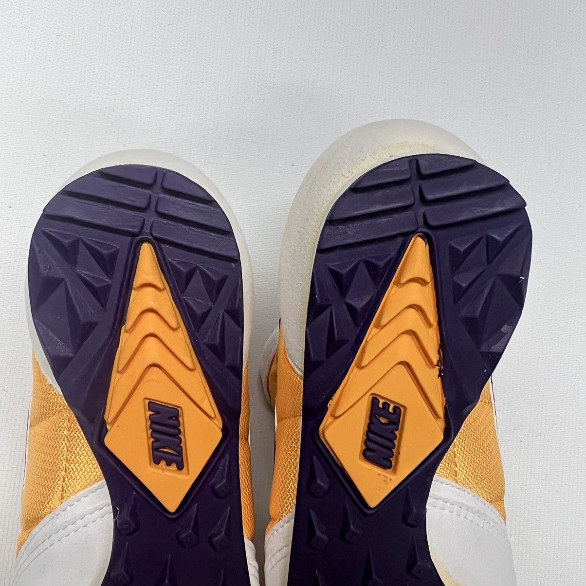 Nike × Vintage VTG New Nike Zoom Waffle White Purple Track Sneaker 941202 Size US 9 / EU 42 - 18 Thumbnail