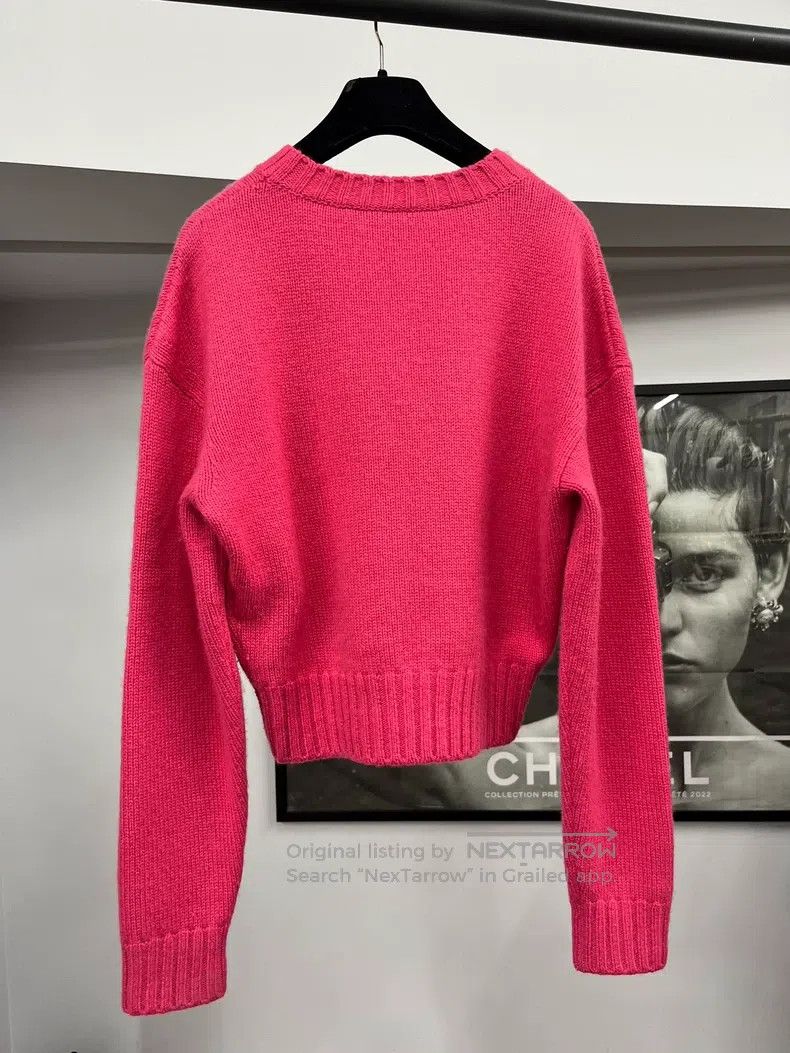 Chanel Chanel Rose-red beaded letter cashmere sweater Size XS / US 0-2 / IT 36-38 - 3 Thumbnail