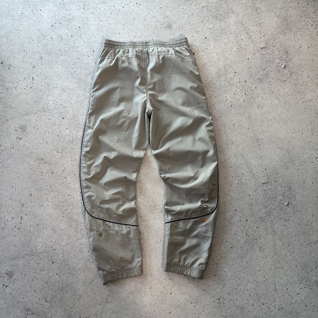 Nike Nike Track Swoosh Pants Vintage Nylon Joggers Streetwear Size US 30 / EU 46 - 2 Thumbnail