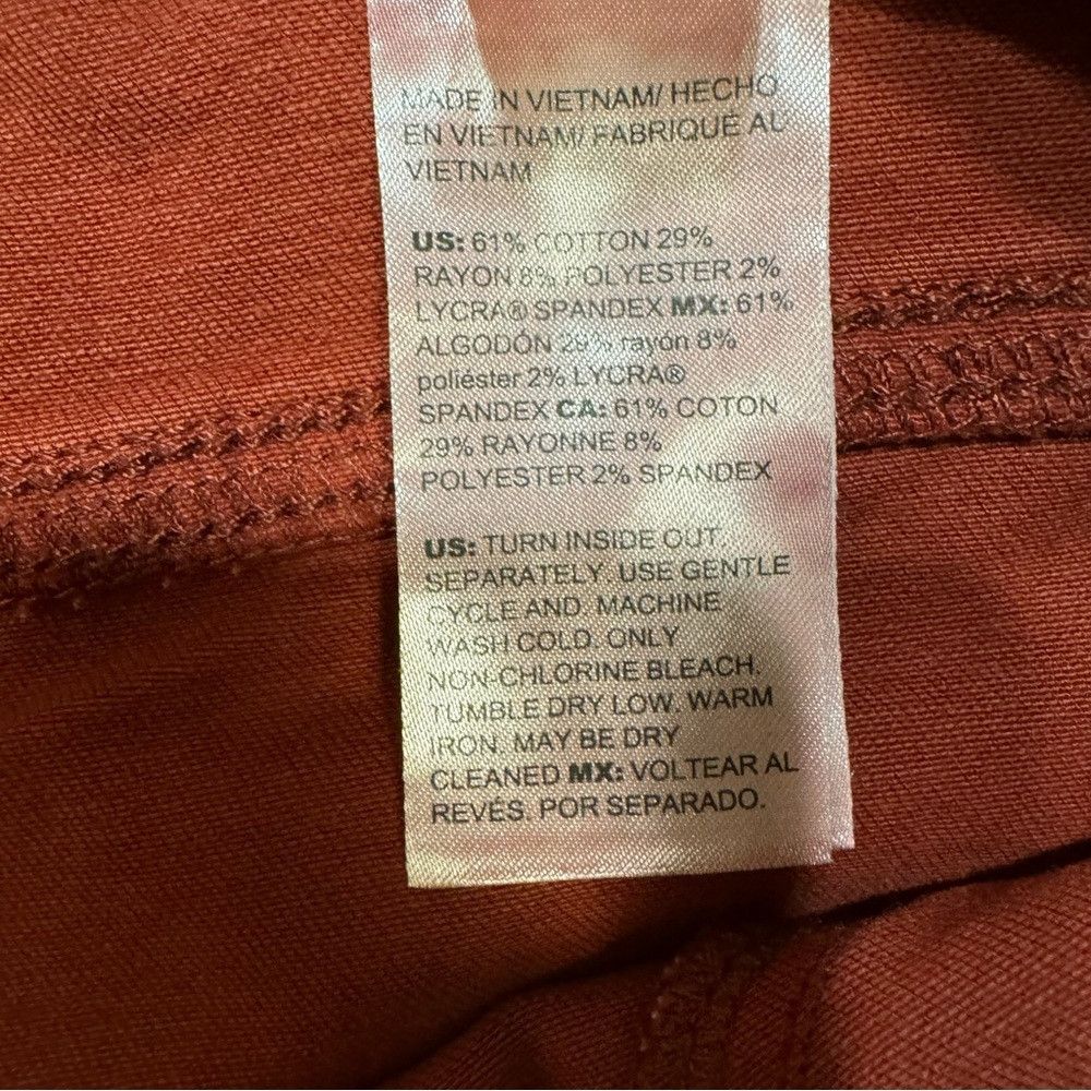 Chicos NWT New Chico's Denim Pull-On Red Jeggings Size 0.5 US 6 Size 28" / US 6 / IT 42 - 8 Thumbnail