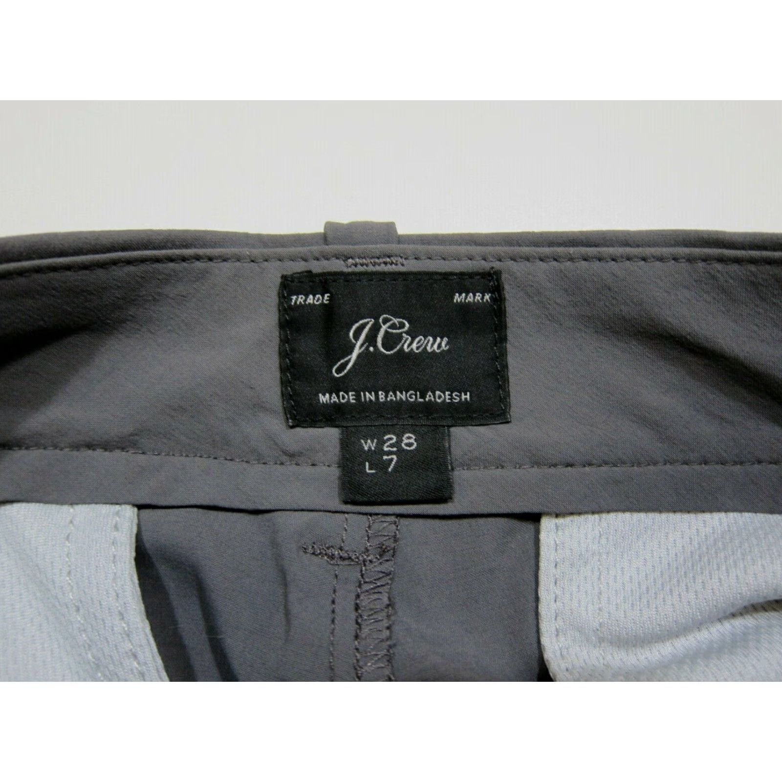 J.Crew J.Crew Grey Nylon Stretch Comfort Casual Travel Hike Chino Shorts Women 28 Zip Pockets Gray 90s? Size 28" / US 6 / IT 42 - 3 Thumbnail