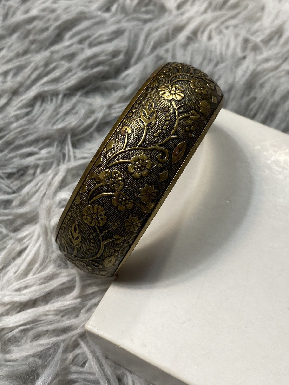 Jewelry Ornate Vintage Brass Cuff Bracelet | Japanese Brand Size ONE SIZE - 12 Thumbnail