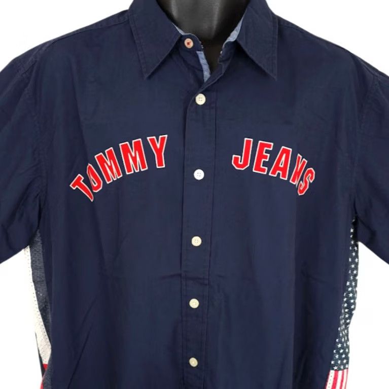 Tommy Hilfiger VINTAGE Tommy Hilfiger Shirt Mens Size L Blue 90s American Flag Mechanic Button-Up Short Sleeve Collared Size US L / EU 52-54 / 3 - 2 Thumbnail