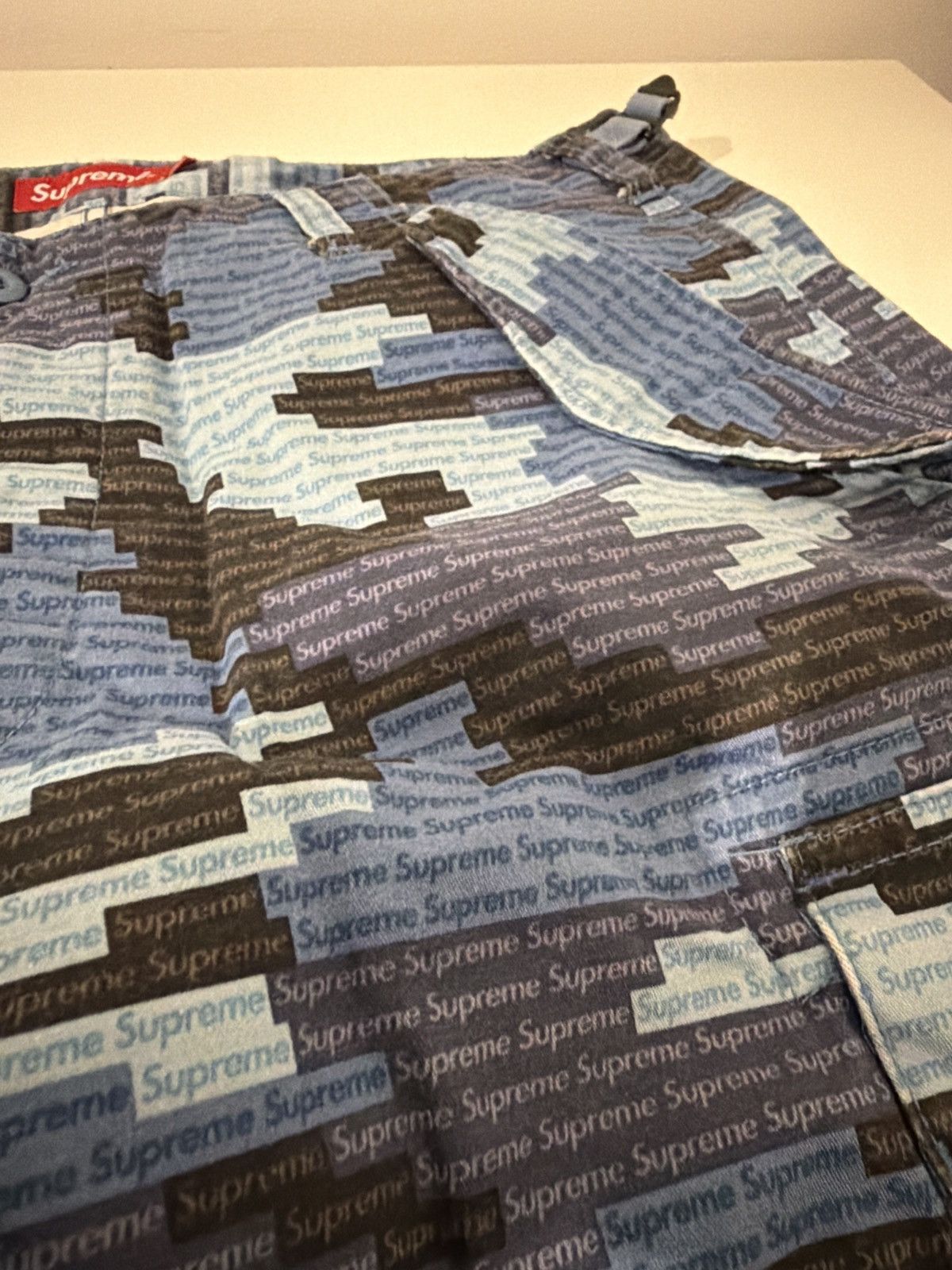 Supreme Supreme – Blue Camo Cargo Pants Size US 34 / EU 50 - 1 Thumbnail