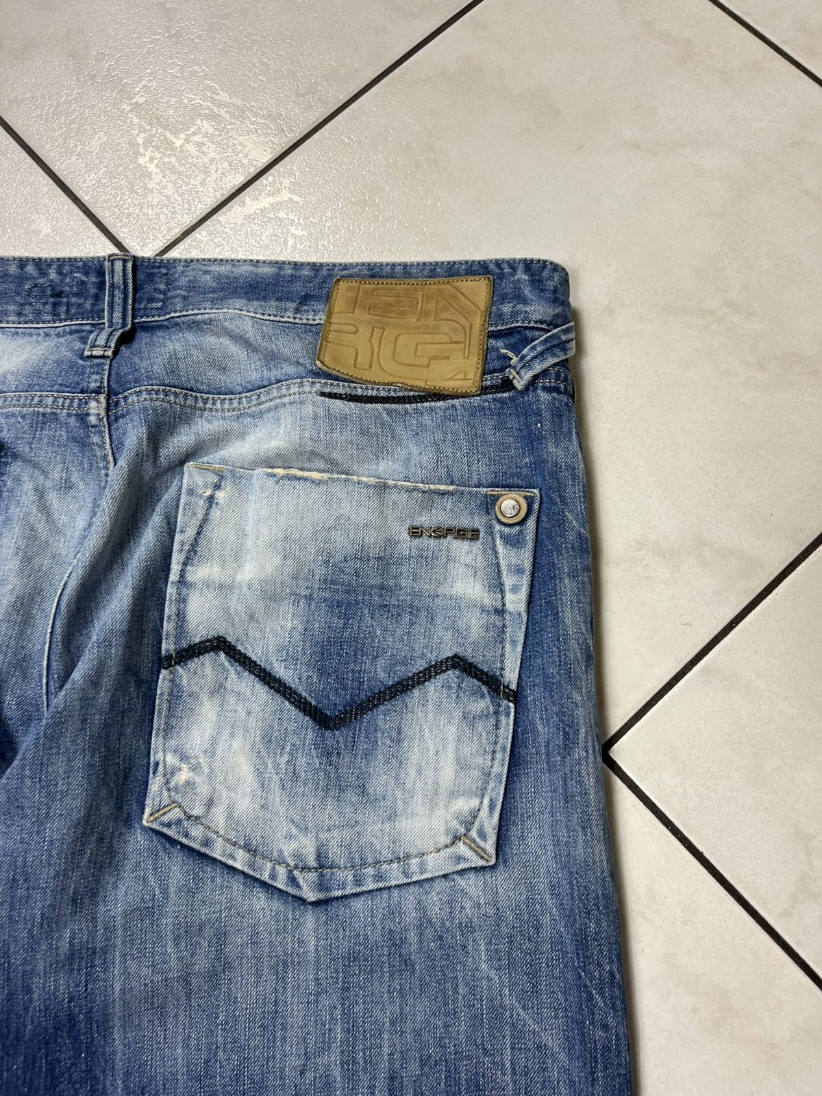 Energie × Vintage Vintage Energie distressed marrey jeans denim with keychain Size US 36 / EU 52 - 16 Thumbnail