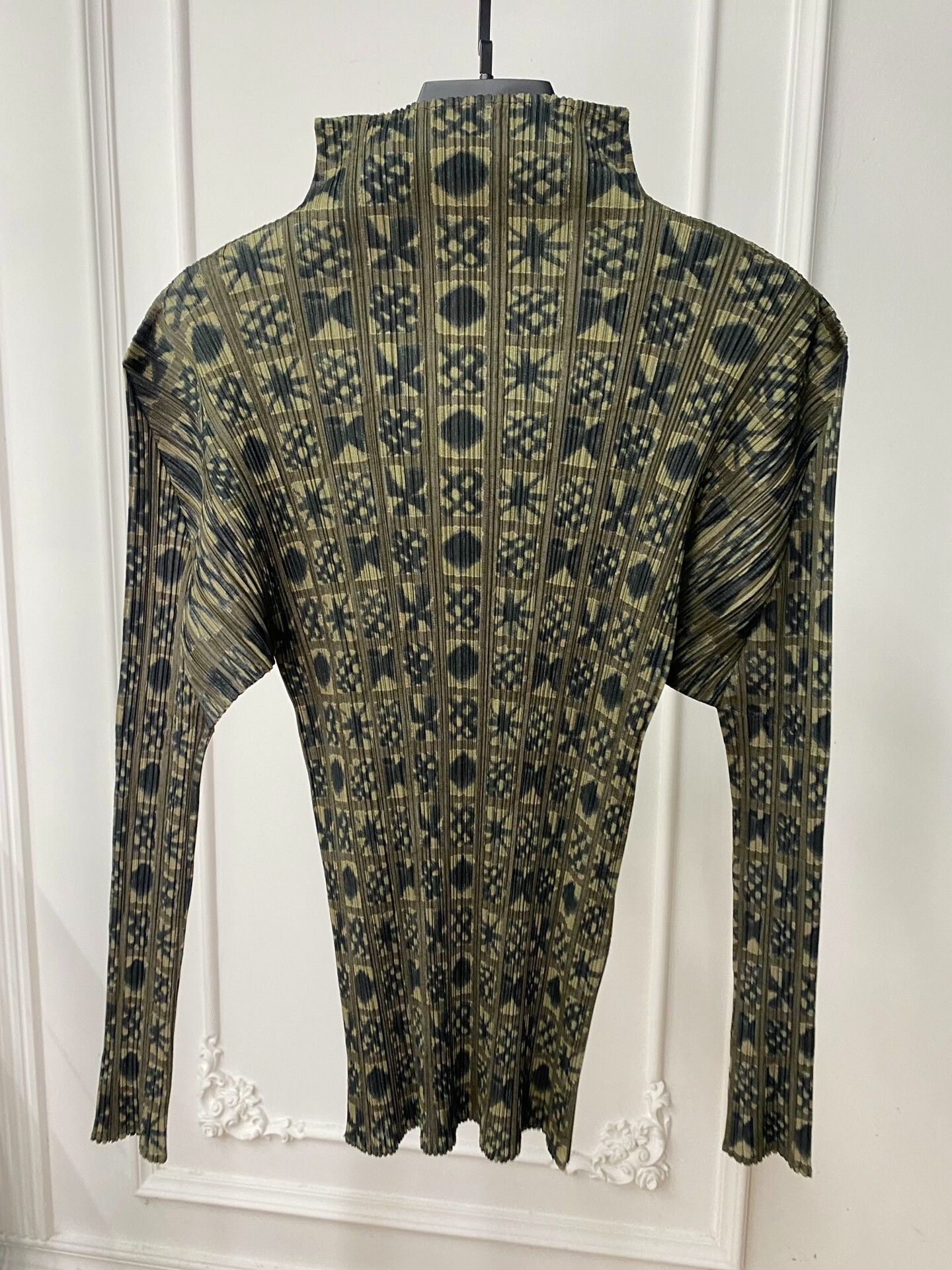 Pleats Please Issey Miyake Pleats Please Issey Miyake Printed Top Size L / US 10 / IT 46 - 1 Thumbnail