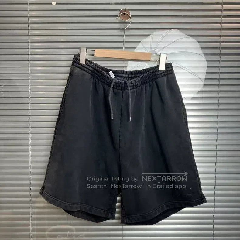 Balenciaga Balenciaga size XS Distressed Washed Shorts Size US 27 - 1 Thumbnail