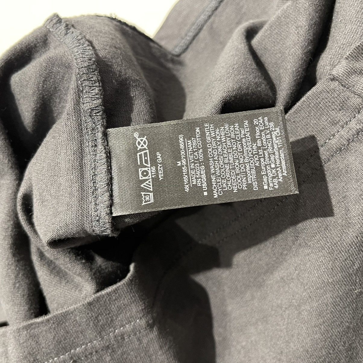 Gap × Yeezy Yeezy x Gap Box Tee Black Size US M / EU 48-50 / 2 - 4 Thumbnail