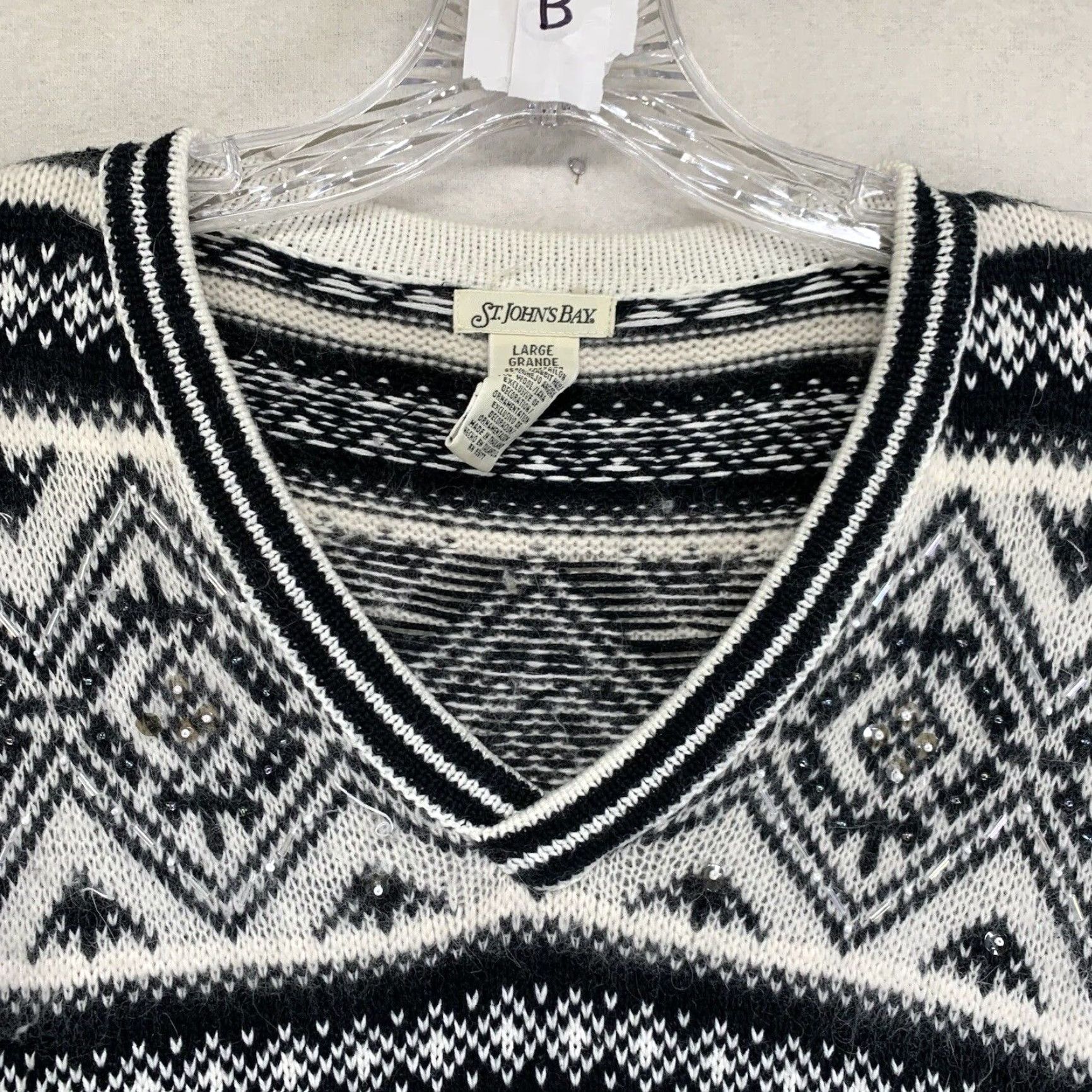 Vintage St. John's Bay Black & White Fair Isle Knitted Pullover Sweater Large V-Neck Long Sleeve Womens Christmas Casual Size L / US 10 / IT 46 - 4 Thumbnail