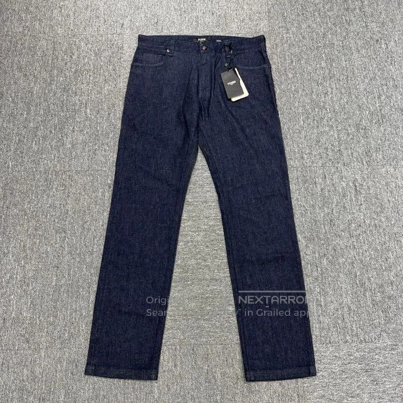 Fendi Fendi Leather Patch Denim Jeans. Size US 34 / EU 50 - 1 Thumbnail