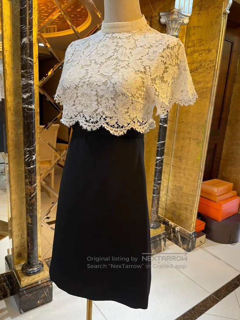 Valentino Valentino Classic black pendulum color-blocked lace dress Size M / US 6-8 / IT 42-44 - 2 Thumbnail
