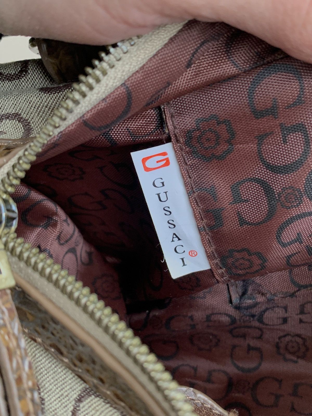Guess Vintage Guess Monogram Beige Faux Python Leather Handbag Size ONE SIZE - 16 Thumbnail