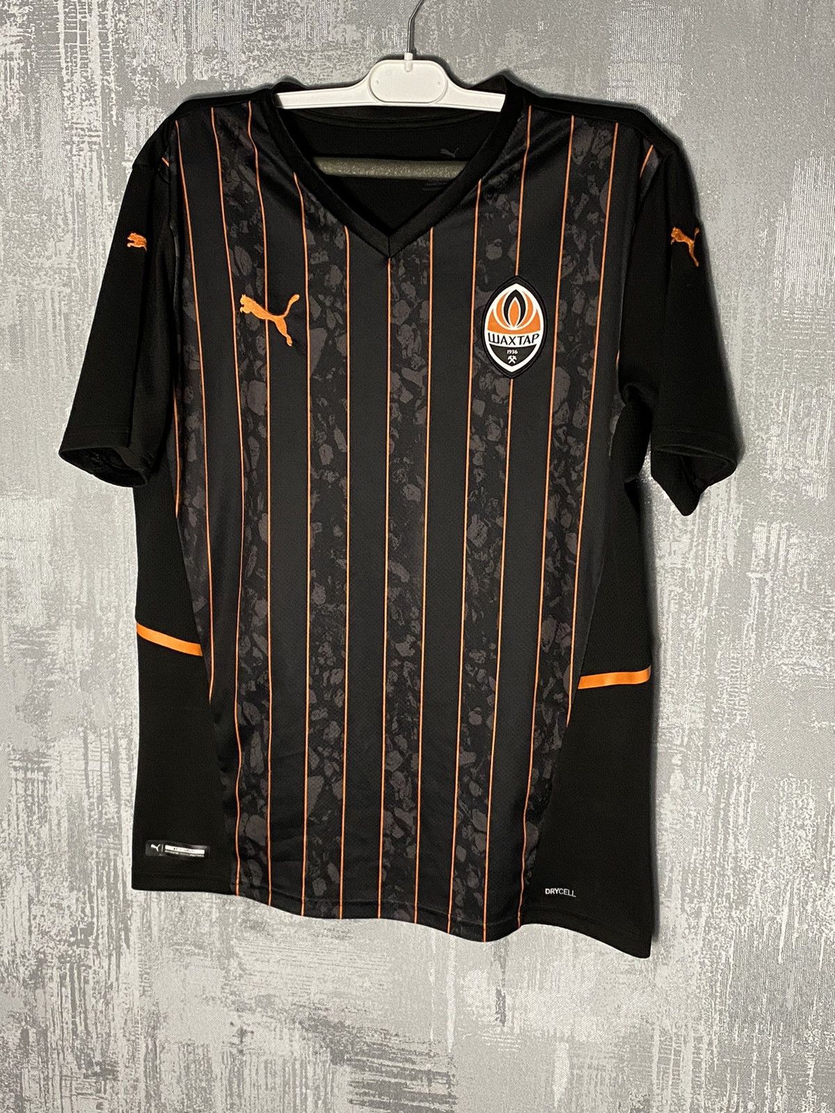 Puma × Vintage 2021 Vintage Shakhtar Donetsk Puma Soccer Jersey Size US M / EU 48-50 / 2 - 1 Thumbnail