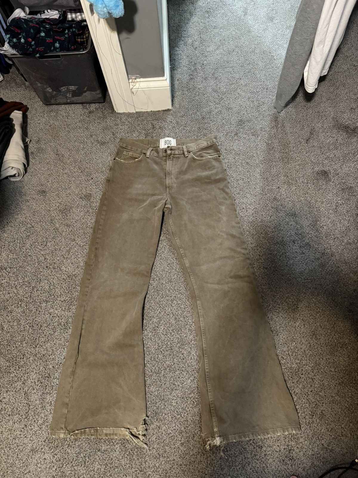 Bdg BDG Men's Brown Distressed Slacker Fit flared Cotton Jeans Size US 32 / EU 48 - 1 Thumbnail