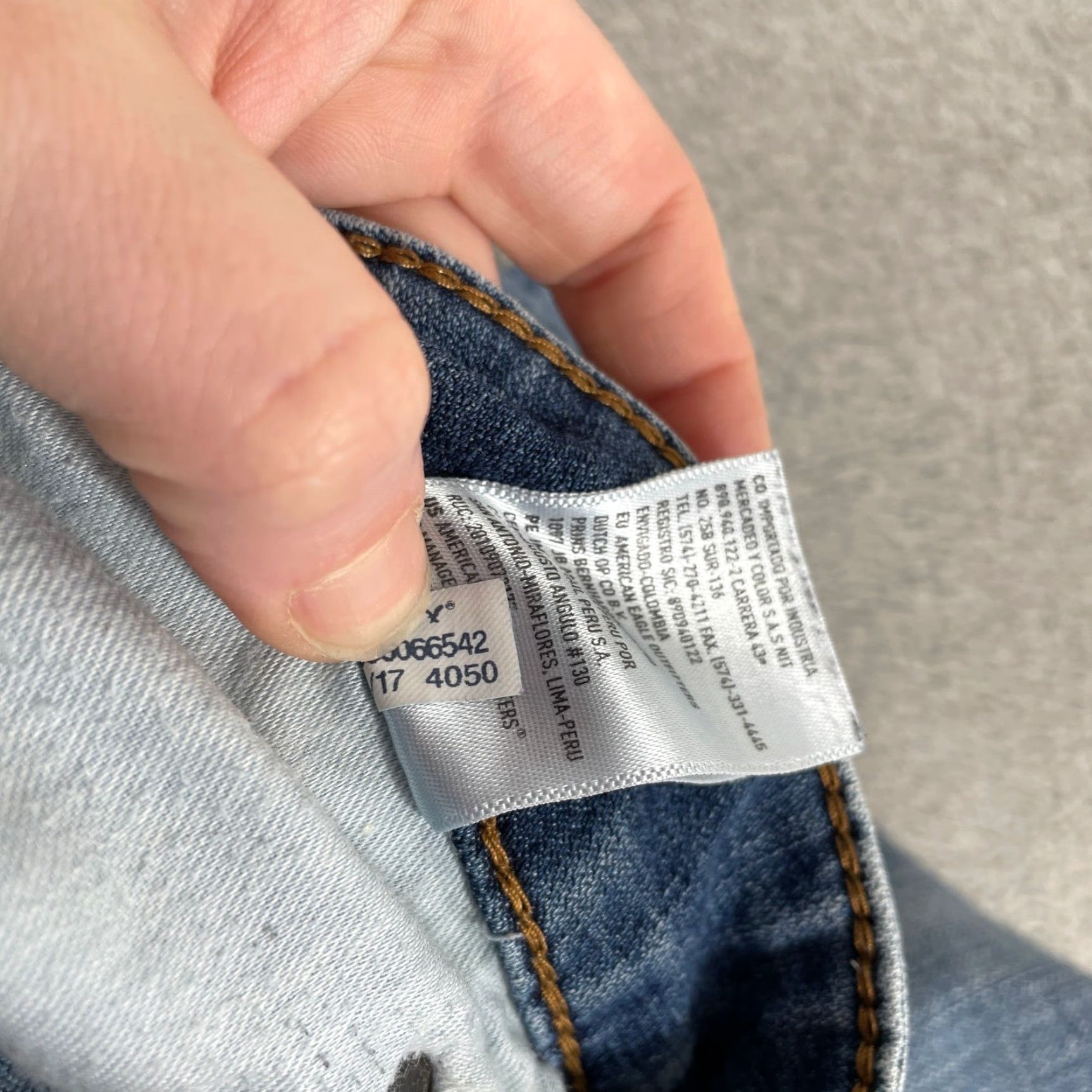 American Eagle Outfitters VINTAGE? No. Size US 32 / EU 48 - 7 Thumbnail