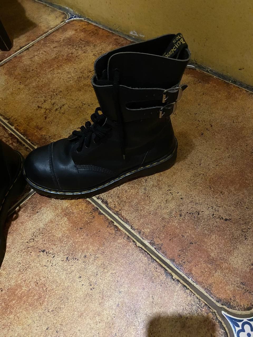 Dr. Martens Dr.Martens Size US 10 / EU 43 - 4 Thumbnail