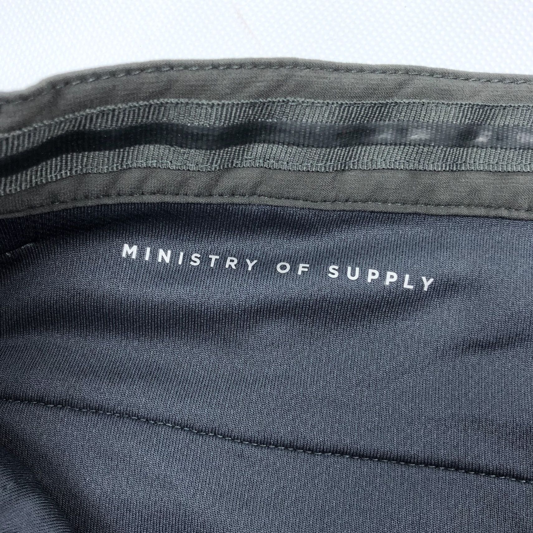 Vintage MINISTRY OF SUPPLY Aviator 2.0 Pants Mens Gray Performance Travel 34x30 Slant Welt Pockets Fly Zip Button Straight Front Size US 34 / EU 50 - 5 Thumbnail