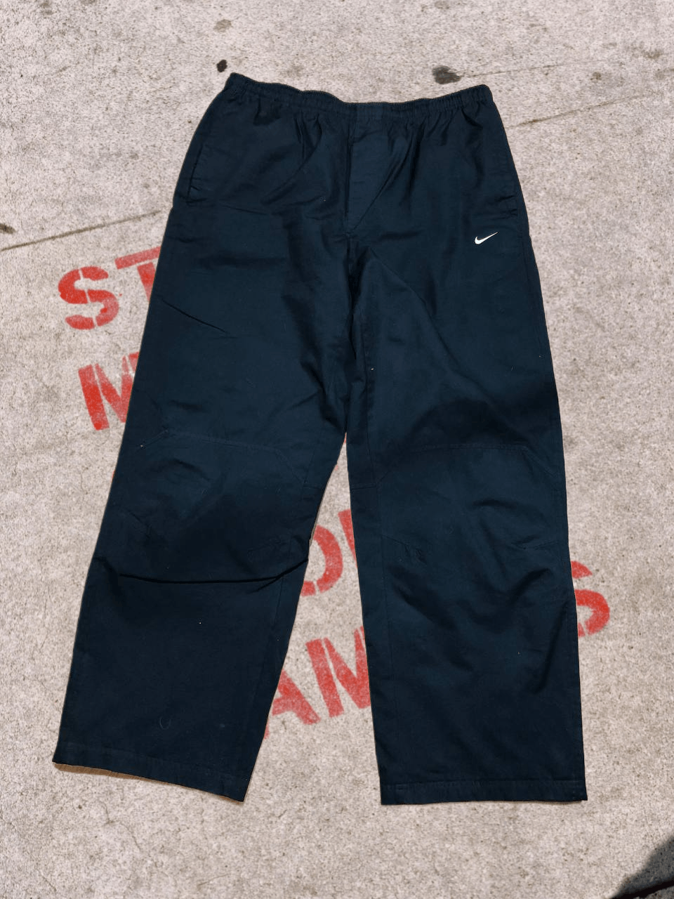 Nike Vintage Nike Y2K Nylon Drill Track Pants Size US 38 / EU 54 - 1 Thumbnail