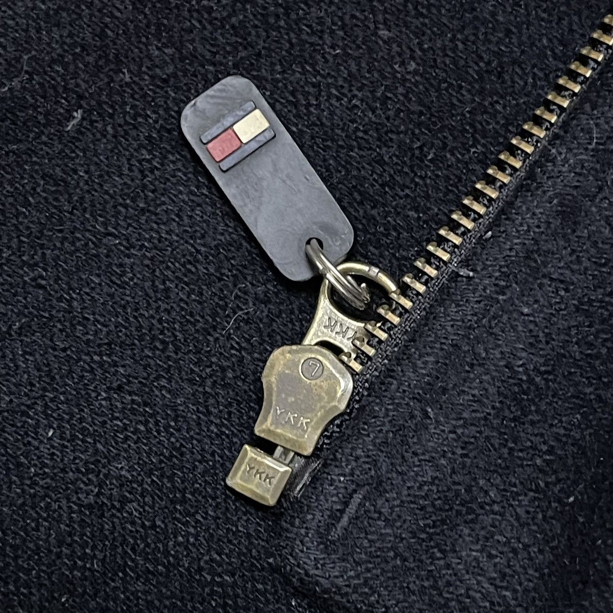 Tommy Hilfiger Vintage Tommy Hilfiger Bomber Jacket Size US M / EU 48-50 / 2 - 10 Thumbnail