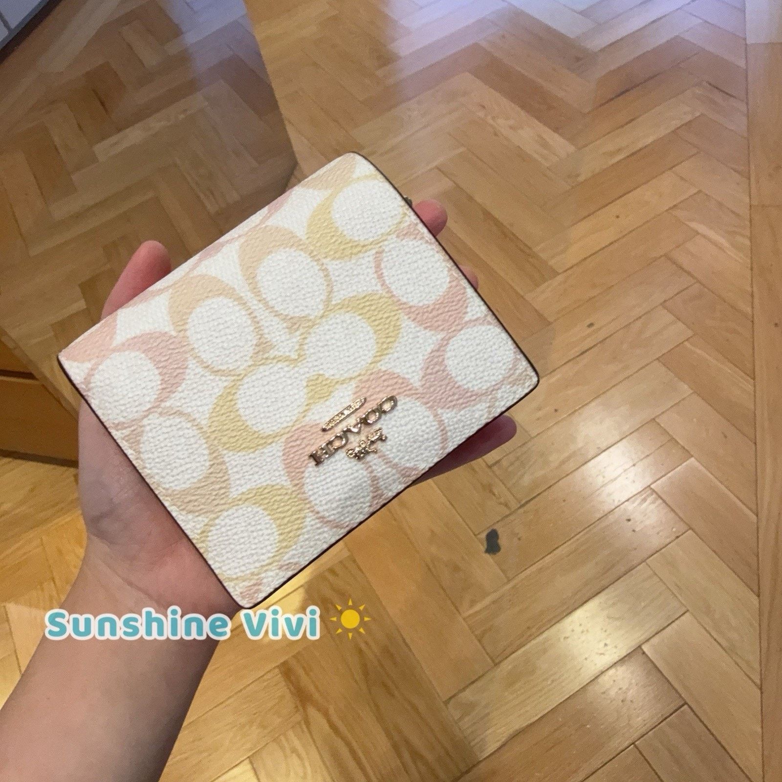 Coach NWT Coach Snap Wallet Pretty Gold/Chalk/Pink CEC37 Size ONE SIZE - 1 Thumbnail