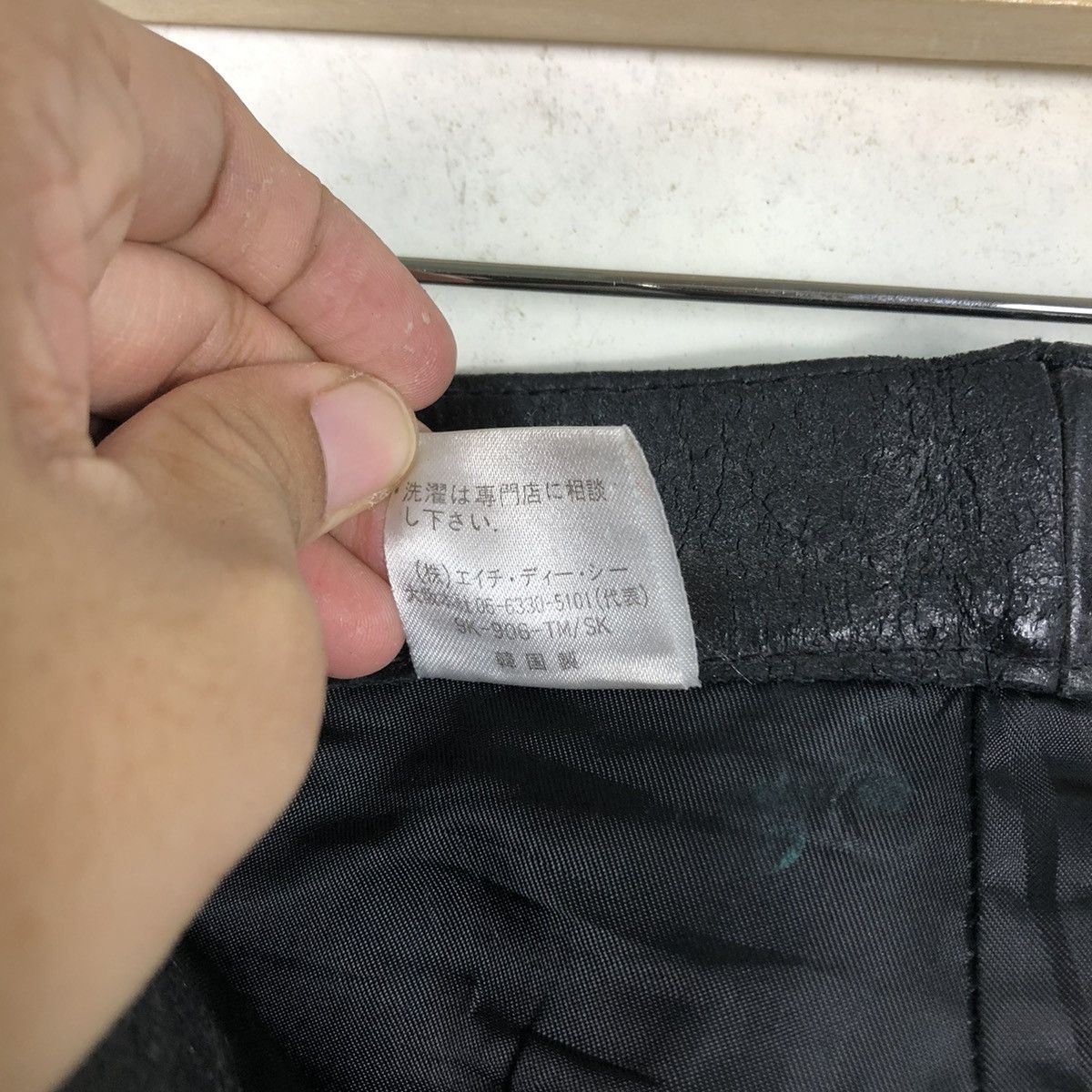 Harley Davidson 🔥VINTAGE LEATHER BIKER PANTS HARLEY DAVIDSON USA RACER Size US 28 / EU 44 - 16 Thumbnail
