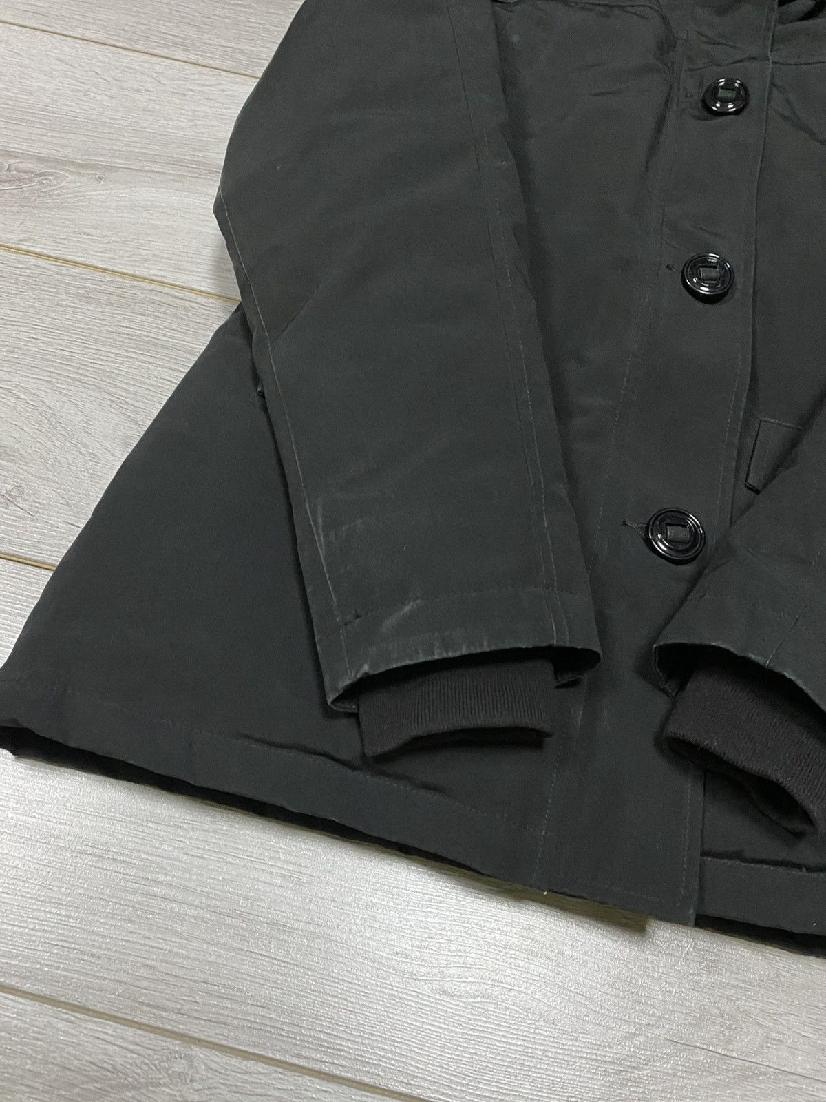 Canada Goose Canada Goose Montebello down puffer jacker parka fur Size M / US 6-8 / IT 42-44 - 13 Thumbnail