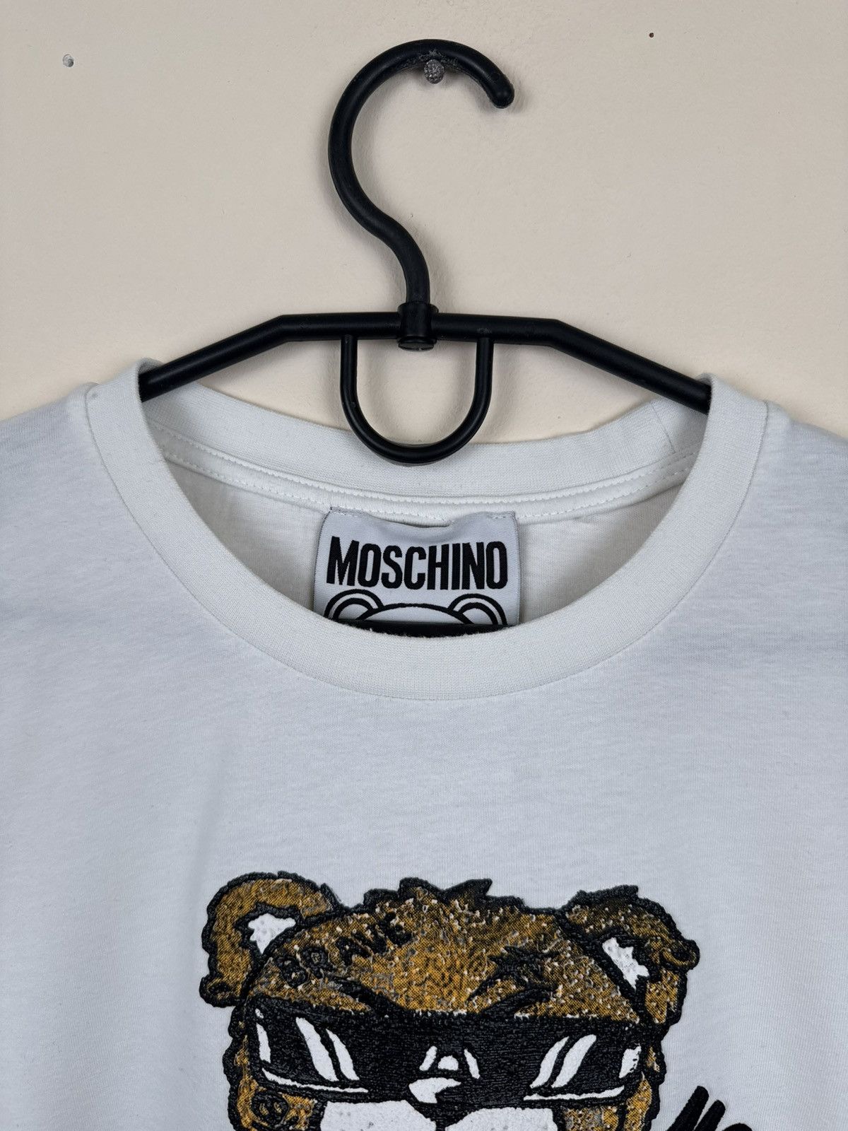 Moschino Moschino T shirt Teddy Bear Hardy White Mens Luxury Hype Size US XXL / EU 58 / 5 - 10 Thumbnail