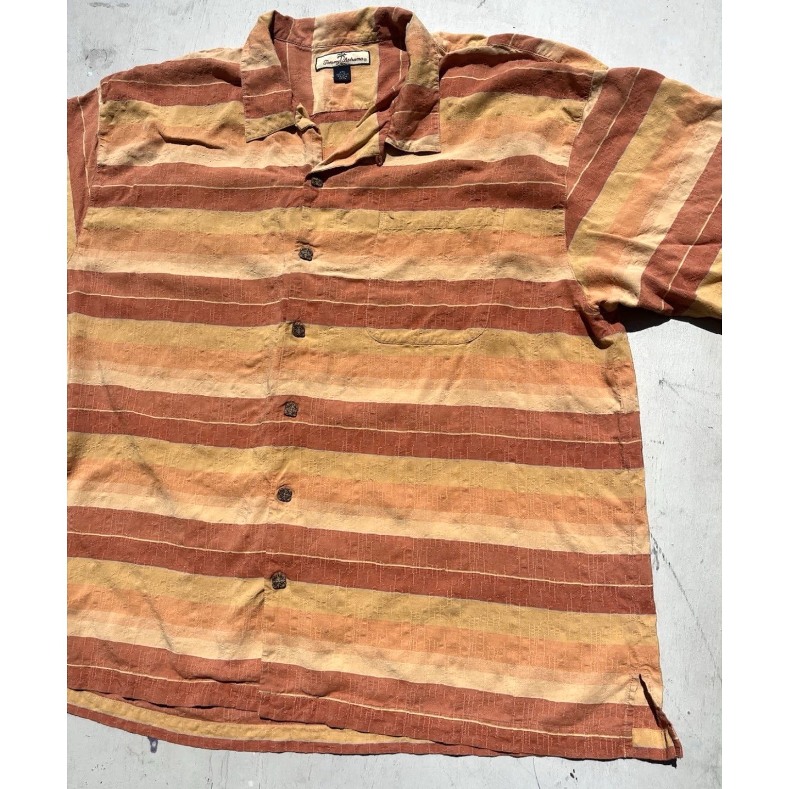Tommy Bahama Tommy Bahama Shirt Multicolor Floral Silk 2XL Button-Up Shirt Men’s Casual Hawaii TIKI Classic Beach Hawaiian Logo Button-Down Silk Size US XXL / EU 58 / 5 - 6 Thumbnail