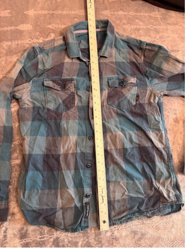 Vans Men's Vans Flannel Shirt Size L Blue Gray Plaid Size US L / EU 52-54 / 3 - 4 Thumbnail