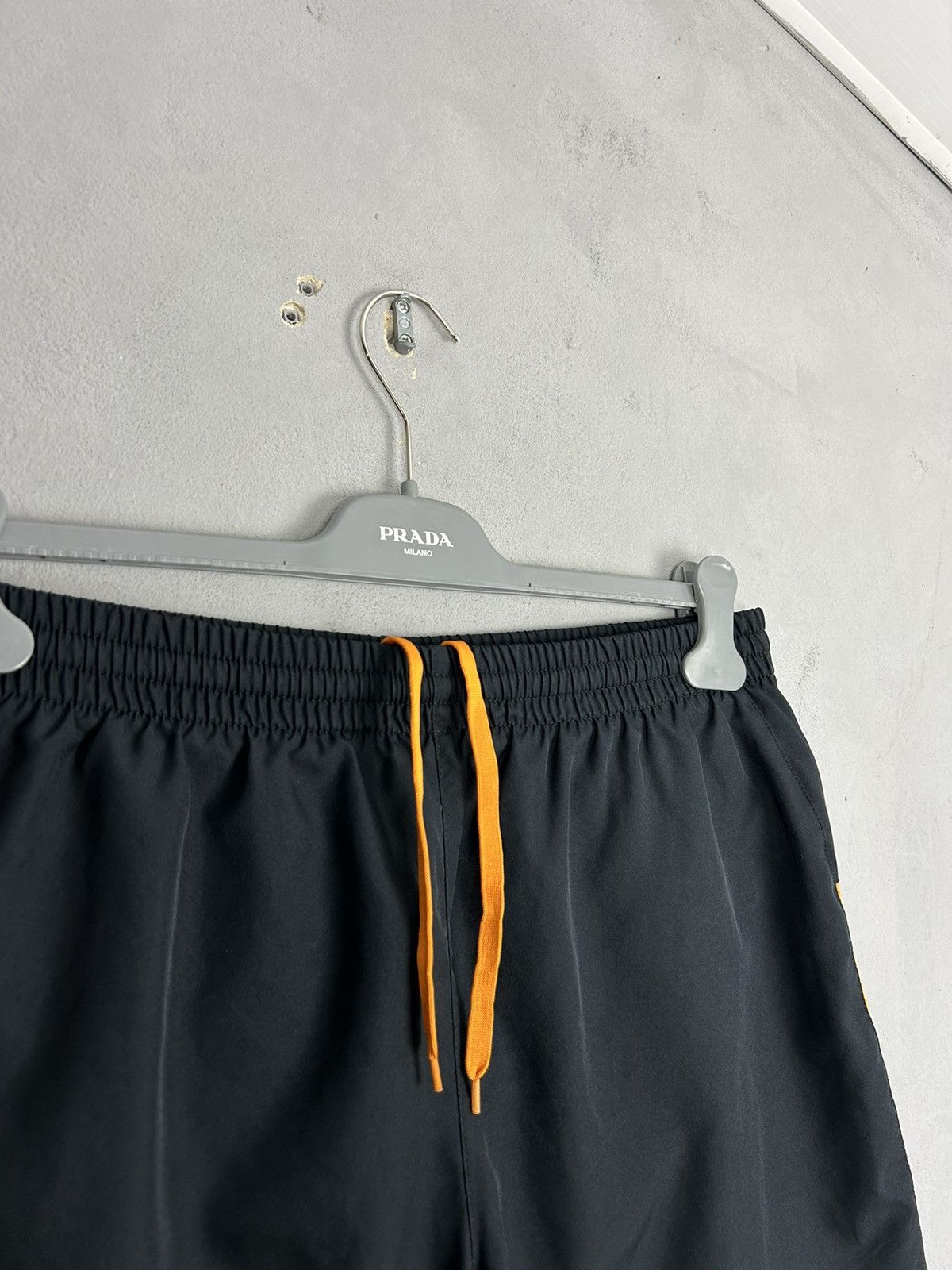 Umbro Umbro Hull City AFC Football Soccer Shorts Black Size L Size US 34 / EU 50 - 4 Thumbnail