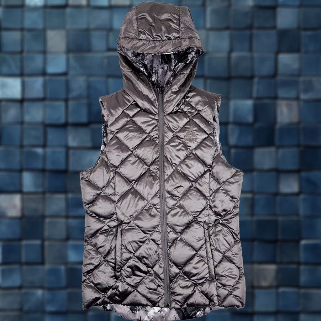 Vintage Gerry Down Full Zip Reversible Hooded Puffer Vest Women M Silver Packable Marble Size M / US 6-8 / IT 42-44 - 1 Thumbnail