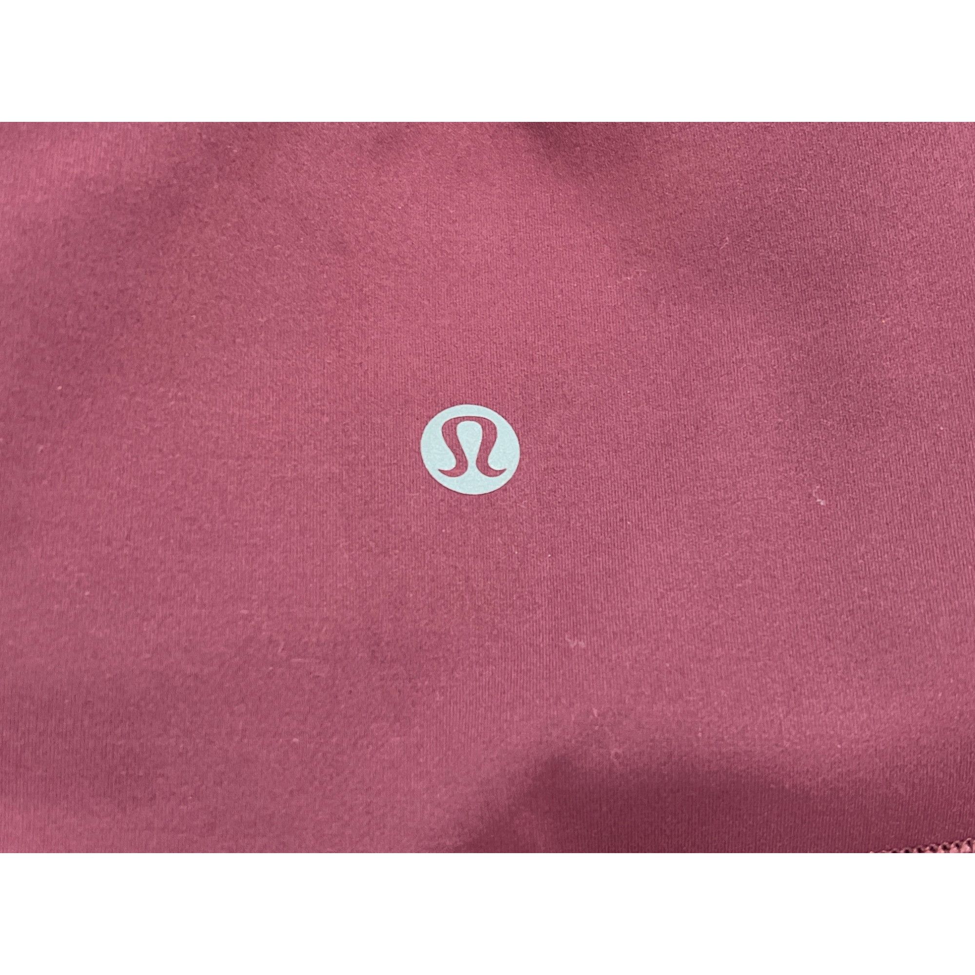 Lululemon Lululemon In Movement Crop *Everlux 19" Size 10Garnet Size 32" / US 10 / IT 46 - 5 Thumbnail