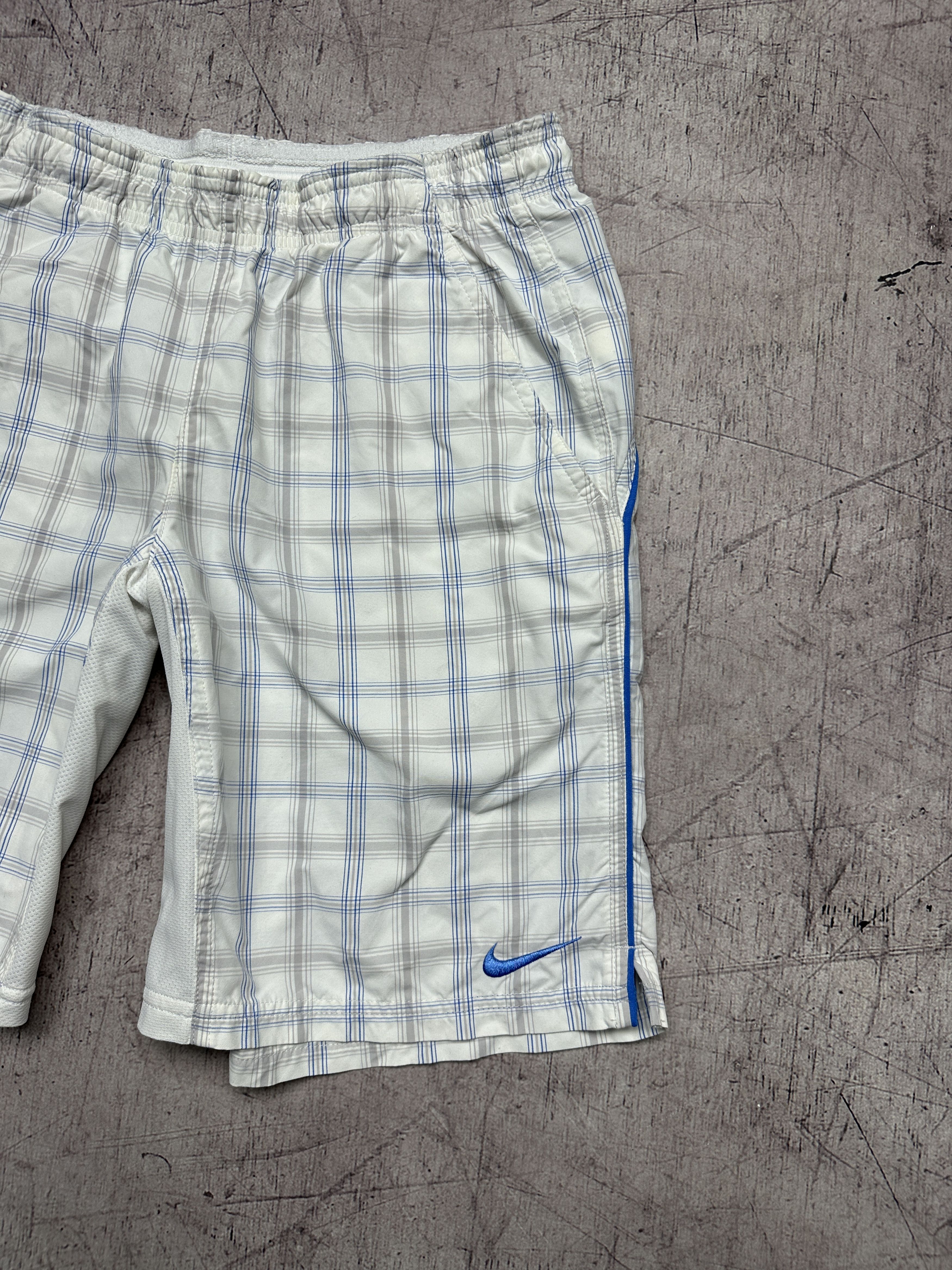 Nike Nike Mens Nylon Shorts Size US 30 / EU 46 - 2 Thumbnail