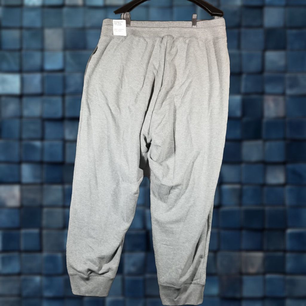 Nike Nike Joggers Woman 2X Standard Fit High Rise 7/8 Length Sweatpants FB5436 NEW • Size 40" / US 18 - 1 Thumbnail