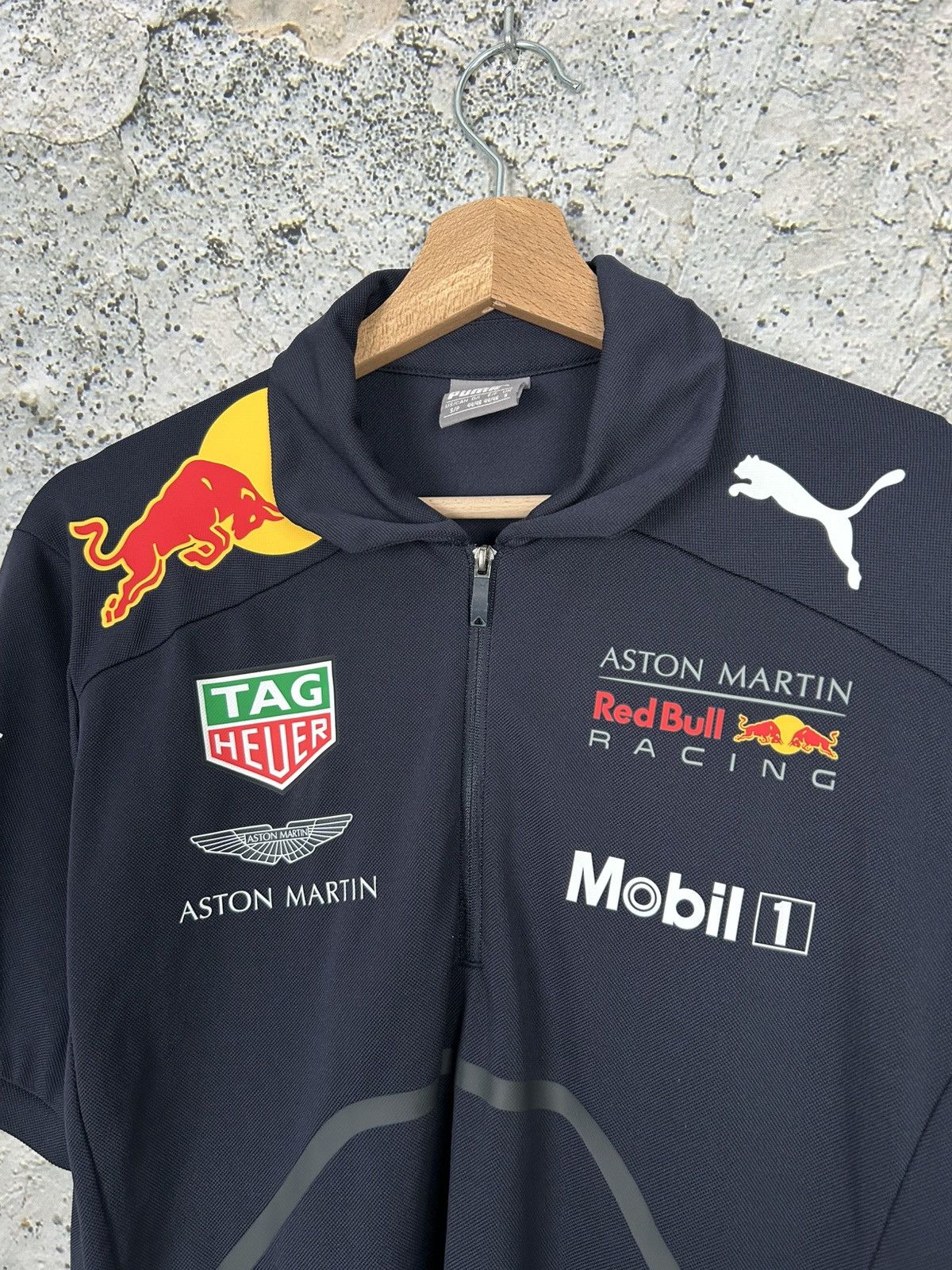 Puma × Red Bull Vintage Puma Red Bull Aston Martin Racing Jersey Streetwear Size US S / EU 44-46 / 1 - 3 Thumbnail