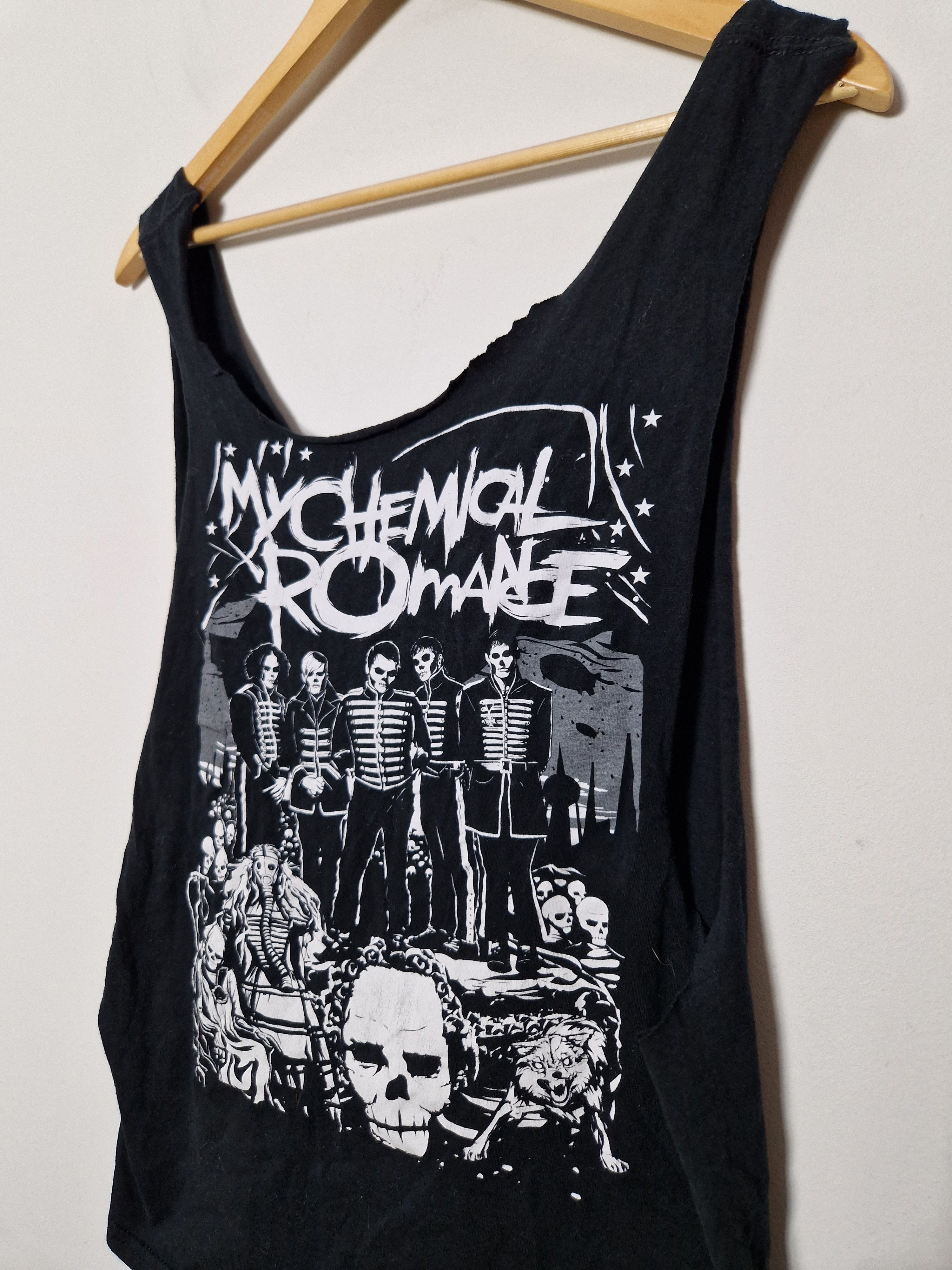 Band Tees My Chemical Romance MCR distressed tank top Size US M / EU 48-50 / 2 - 2 Thumbnail