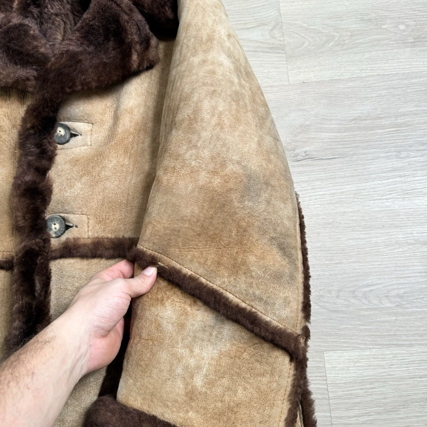 Vintage VINTAGE Wilsons Leather Ranch Coat Jacket Mens 40 Brown Shearling Sheepskin Leather Wool Lining Winter 70s Mens Size US XXS / EU 40 - 4 Thumbnail