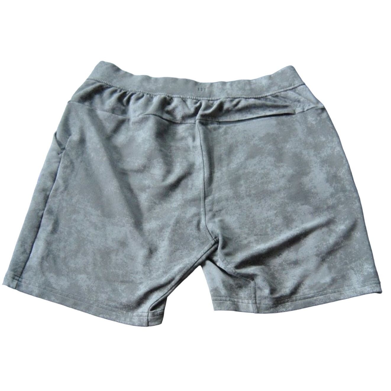 Lululemon Lululemon Large Gray Sweat Shorts Size US 32 / EU 48 - 2 Thumbnail