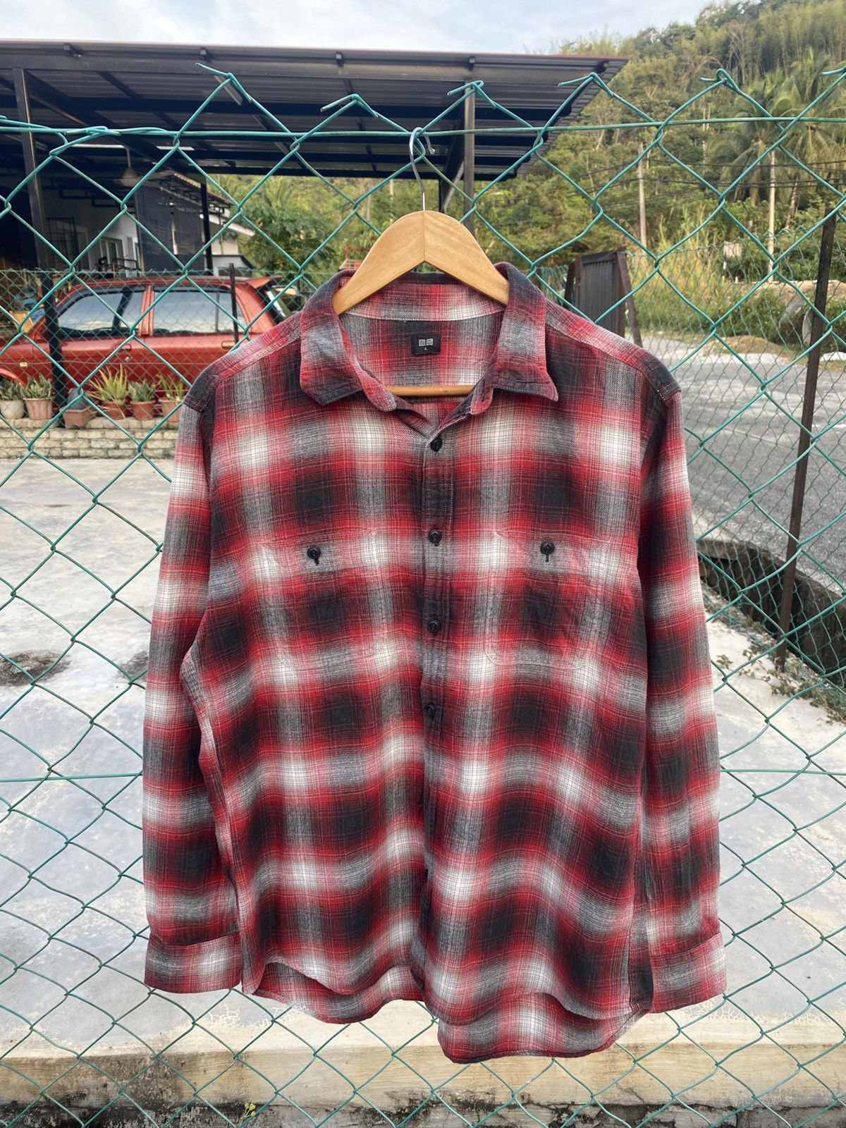 Uniqlo Uniqlo shadow plaid kurt cobain style Size US XL / EU 56 / 4 - 1 Thumbnail