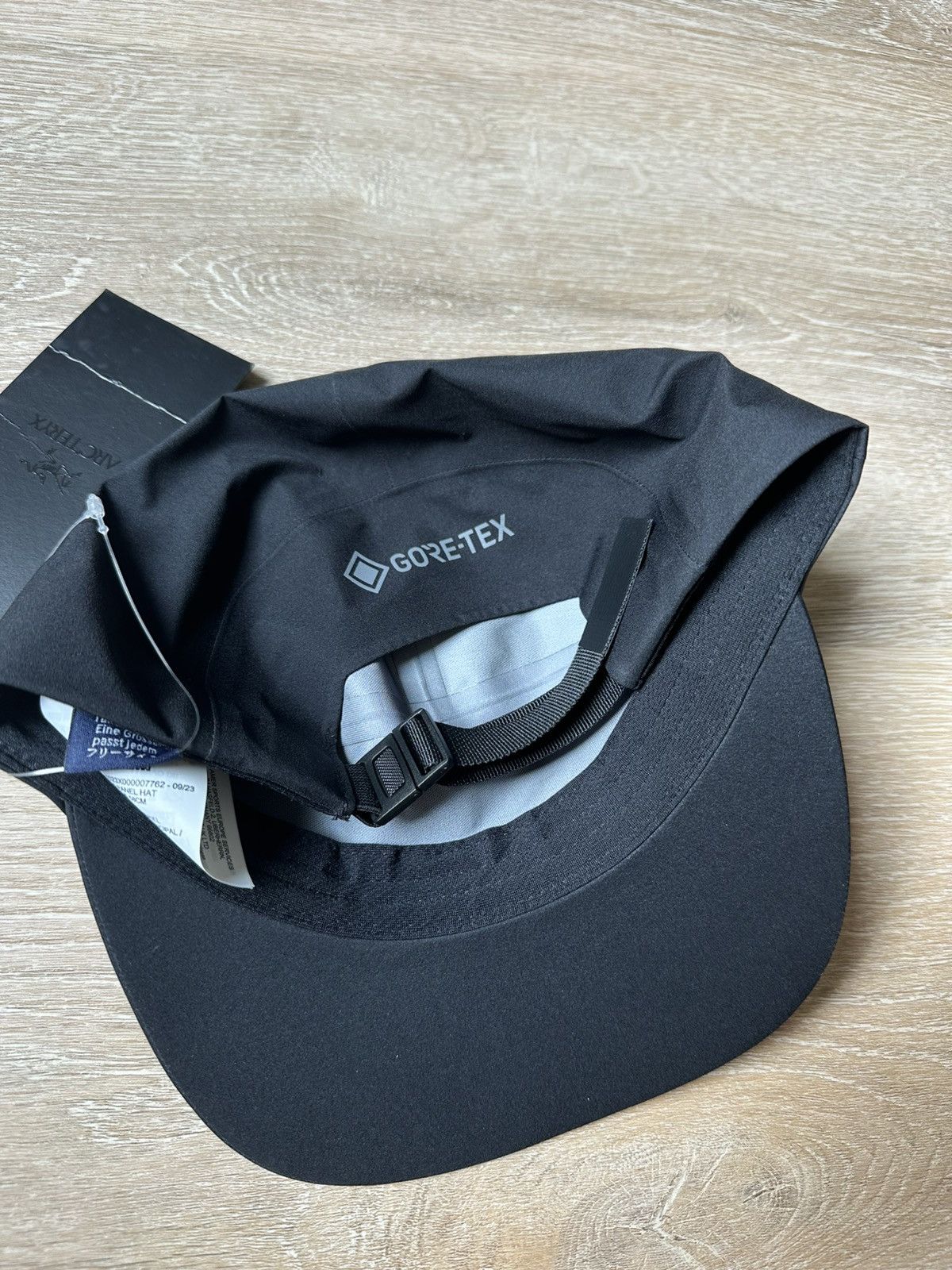 Arc'teryx Arc'teryx Goretex 5 Panel Hat | Grailed