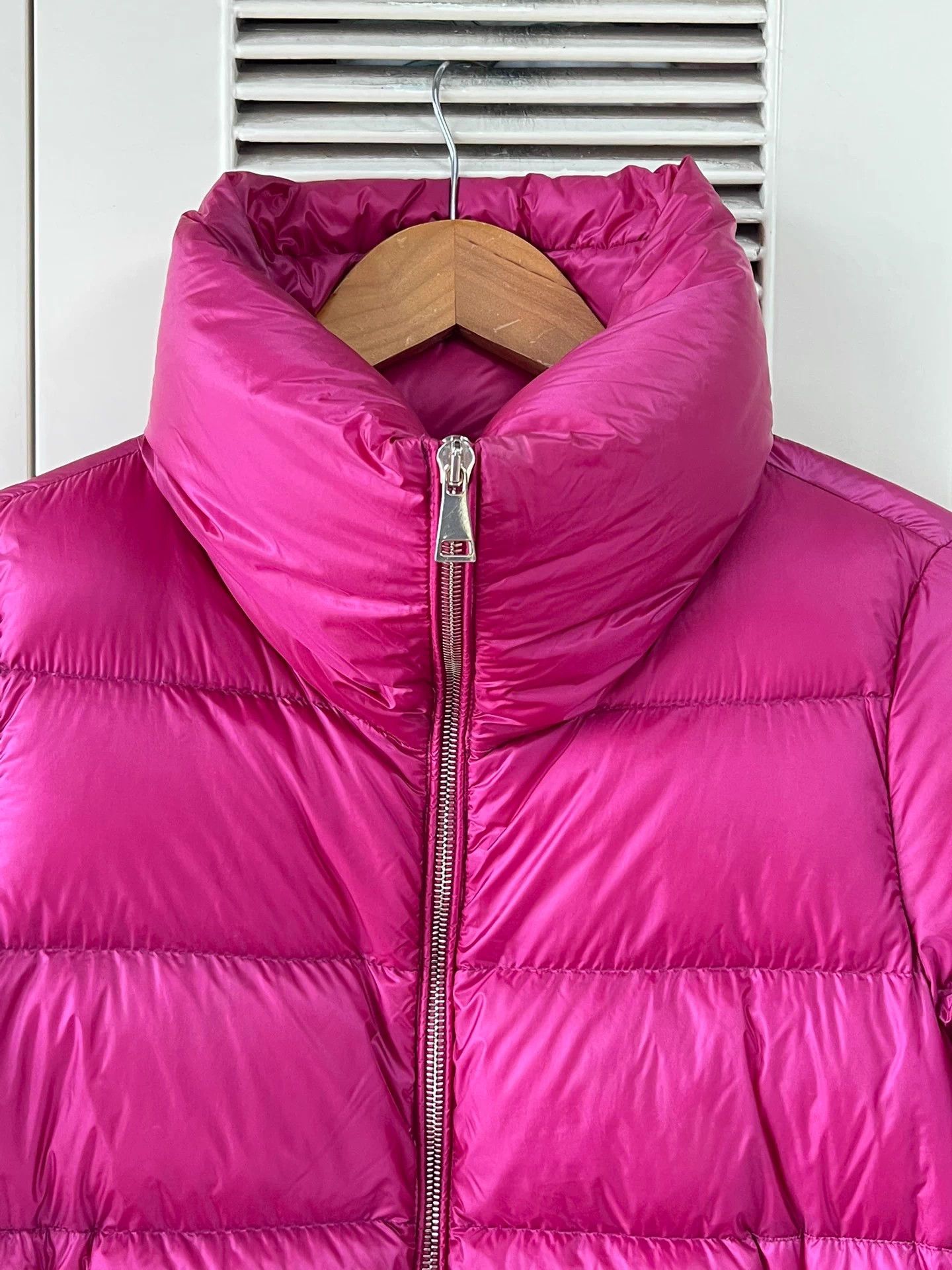 Moncler Moncler Women's Swing Hem Stand Collar Down Coat Size 0 Size XS / US 0-2 / IT 36-38 - 3 Thumbnail