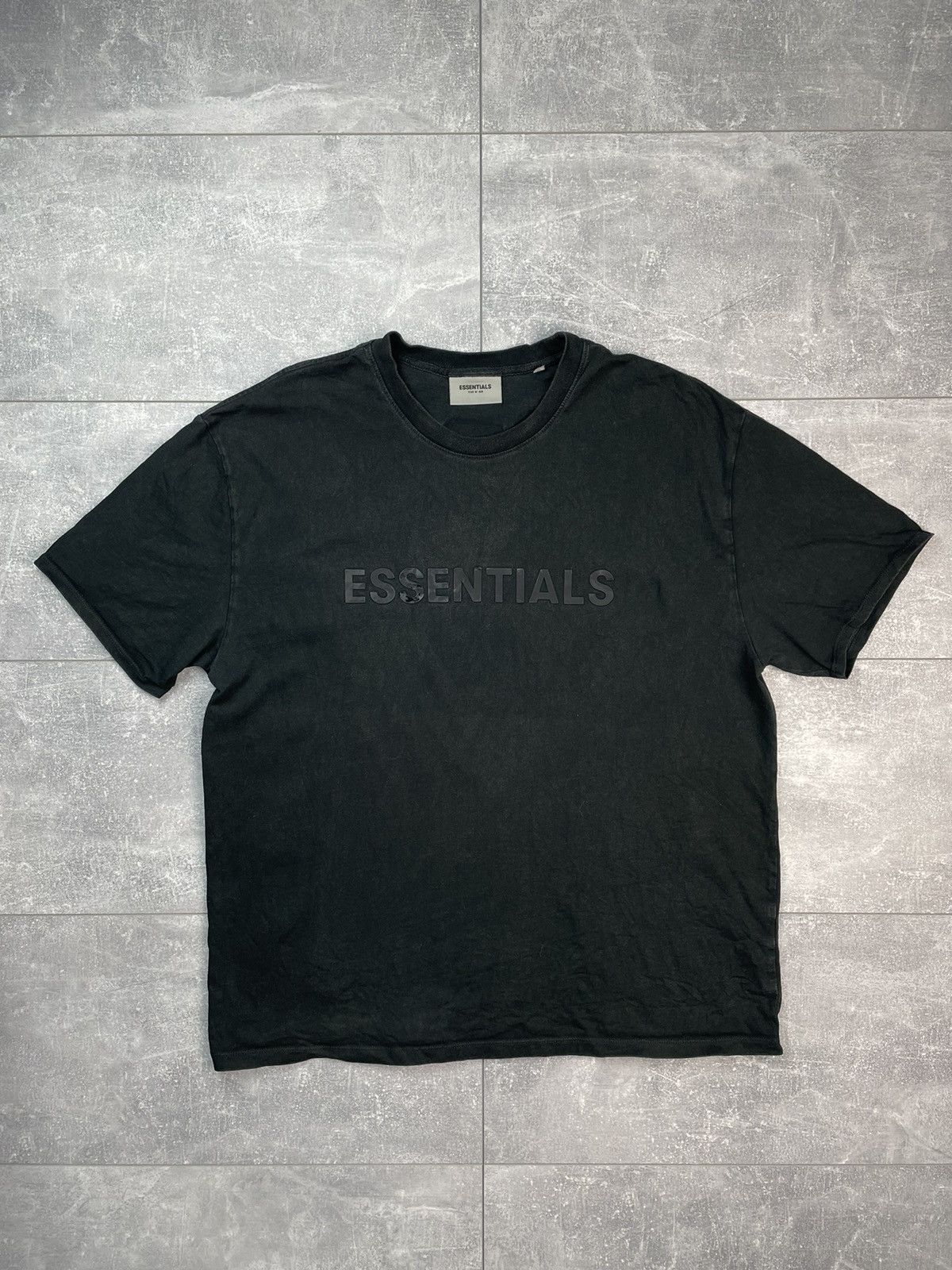 Essentials popular XL T-shirt